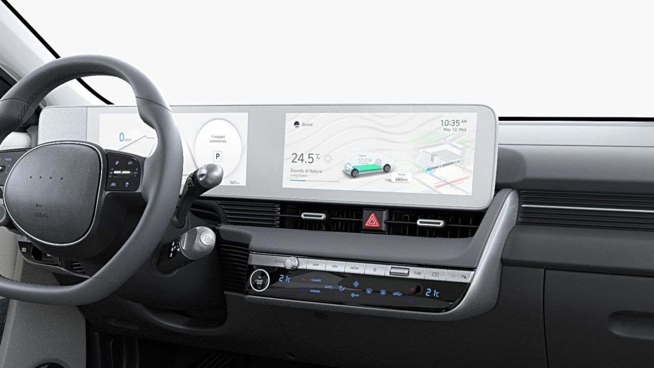 Automatická dvouzónová klimatizace elektromobilu Hyundai IONIQ 5.