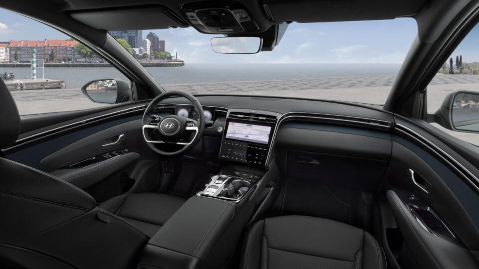Fotografie futuristického designu interiéru zcela nového kompaktního SUV Hyundai Tucson.